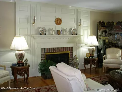 277 E Queens Dr, Williamsburg, VA 23185 photo 5