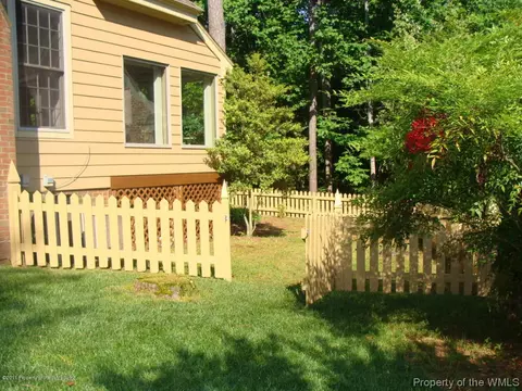 4 Captains Ct, Williamsburg, VA 23185 photo 18