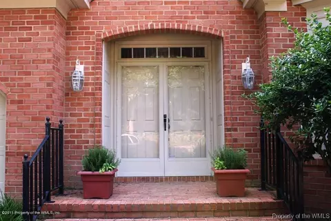 6 Bertier Ct, Williamsburg, VA 23185 photo 2