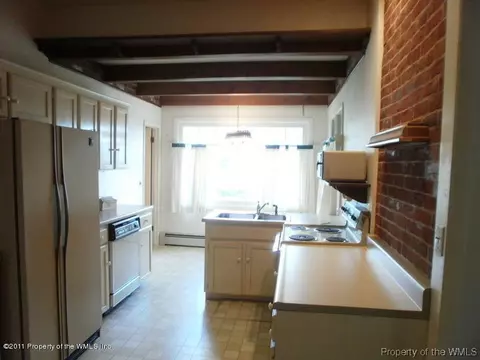 429 Fourth St, West Point, VA 23181 photo 5