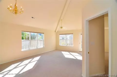 211 Wingate Dr, Williamsburg, VA 23185 photo 5