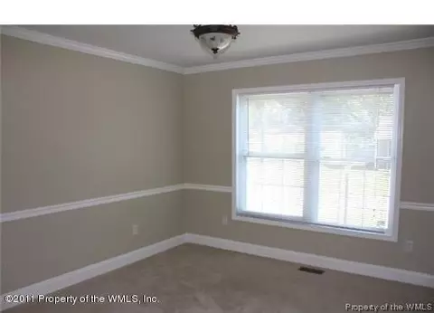 3 Severn St, Hampton, VA 23669 photo 6