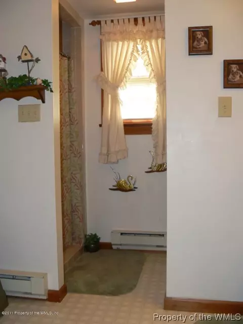 175 Riverview Dr, Surry, VA 23883 photo 9