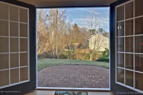 211 High Point Rd, Williamsburg, VA 23185 photo 22