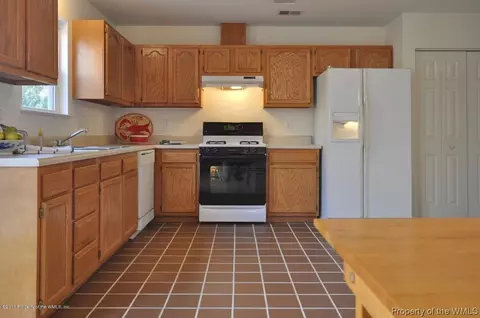 211 High Point Rd, Williamsburg, VA 23185 photo 11