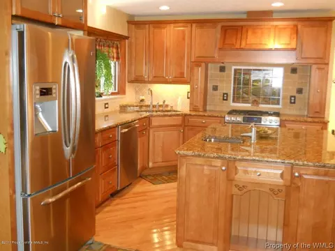 102 Maple Ln, Williamsburg, VA 23185 photo 11