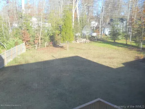 102 Maple Ln, Williamsburg, VA 23185 photo 8
