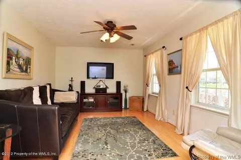 227 Reflection Dr, Williamsburg, VA 23188 photo 2