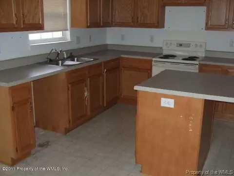 4 E Big Sky Dr, Hampton, VA 23666 photo 6