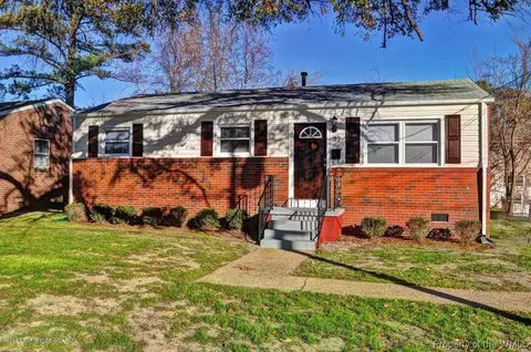 37 Cornelius Dr, Hampton, VA 23666 photo 1
