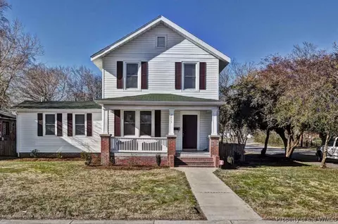 2215 Bay Ave, Hampton, VA 23661 photo 1