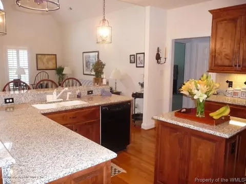4012 Shadow Ln, Williamsburg, VA 23188 photo 7