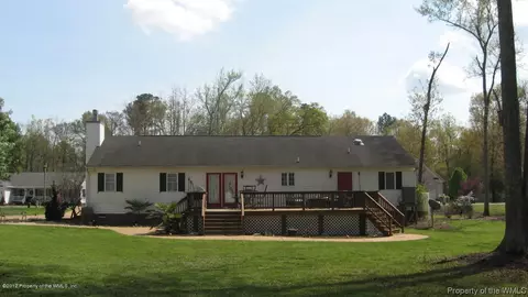 3033 The Point Dr, Lanexa, VA 23089 photo 6
