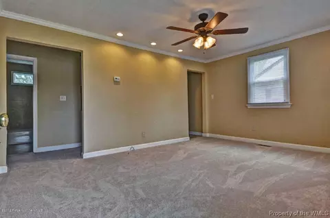 411 Craven St, Hampton, VA 23661 photo 3