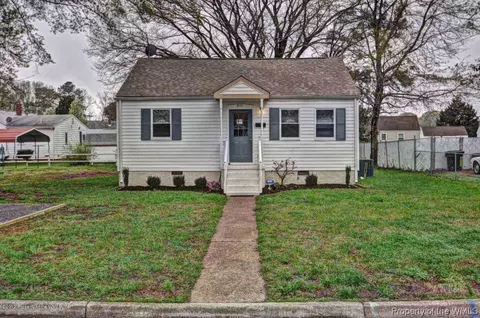 411 Craven St, Hampton, VA 23661 photo 1