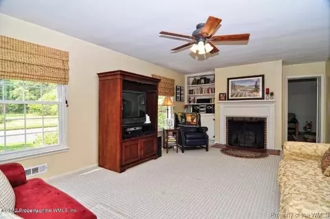 102 Robert Elliffe Rd, Williamsburg, VA 23185 photo 4