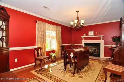 107 Benson Dr, Hampton, VA 23664 photo 3