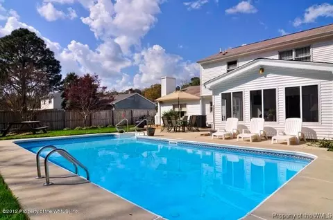 107 Benson Dr, Hampton, VA 23664 photo 1