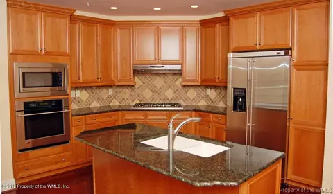 1304 Eaglescliffe, Williamsburg, VA 23188 photo 4