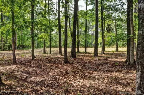 34 Edinburgh Ln, Hampton, VA 23669 photo 2