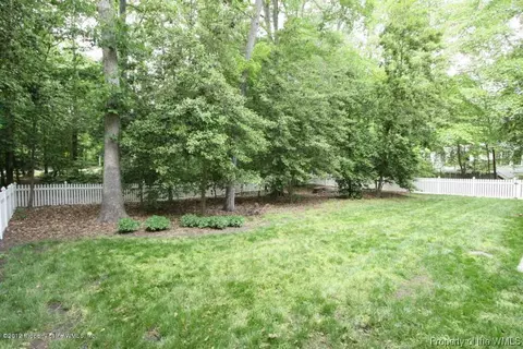 102 Addingtons, Williamsburg, VA 23188 photo 24