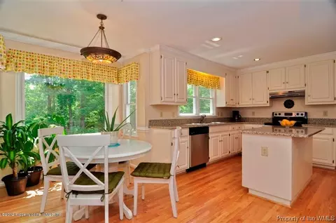 3016 E Bay, Williamsburg, VA 23185 photo 2