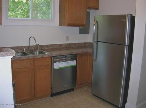 102 Bethune Dr, Williamsburg, VA 23185 photo 6