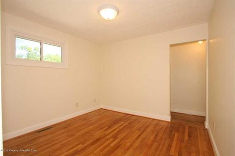 102 Bethune Dr, Williamsburg, VA 23185 photo 9
