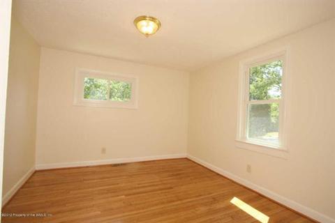 102 Bethune Dr, Williamsburg, VA 23185 photo 11