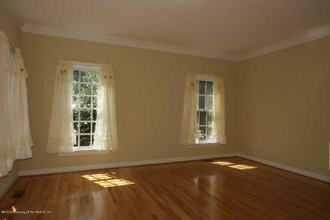 113 Spring Br, Williamsburg, VA 23185 photo 2