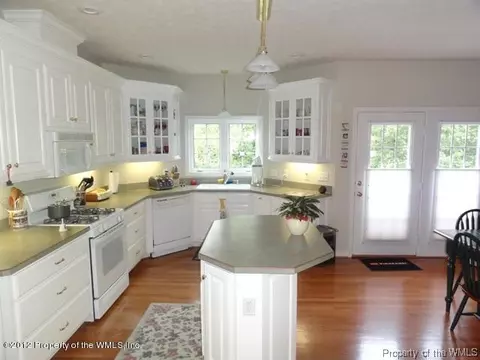103 Pewter Ct, Williamsburg, VA 23185 photo 8