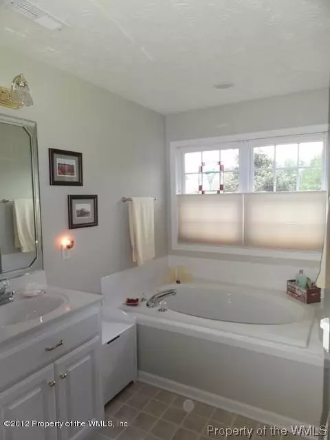 103 Pewter Ct, Williamsburg, VA 23185 photo 13