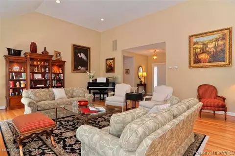 117 Roger Smith, Williamsburg, VA 23185 photo 6