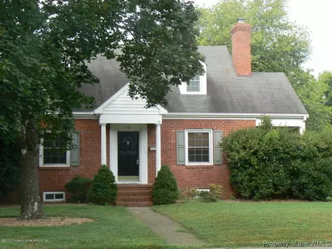 12 Monument Dr, Williamsburg, VA 23185 photo 1