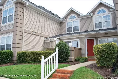 702 Queens Path, Williamsburg, VA 23185 photo 1