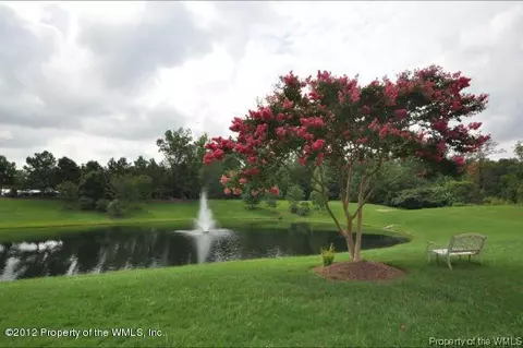 702 Queens Path, Williamsburg, VA 23185 photo 2