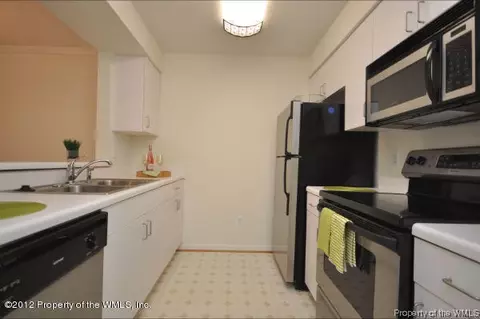 702 Queens Path, Williamsburg, VA 23185 photo 28