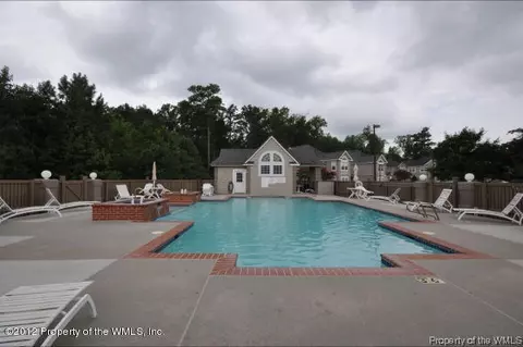 702 Queens Path, Williamsburg, VA 23185 photo 9