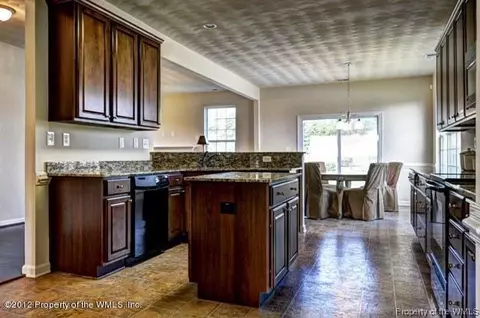 2000 Barka Dr, Suffolk, VA 23434 photo 11