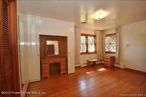 233 E Queens Dr, Williamsburg, VA 23185 photo 13