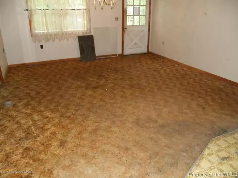 1810 Estates Dr, Lanexa, VA 23089 photo 3