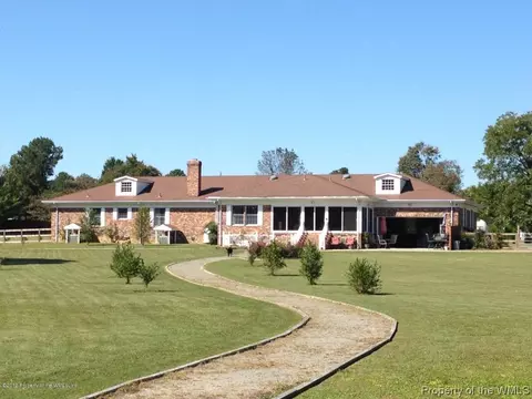 601 Riverside Dr, Lanexa, VA 23089 photo 17