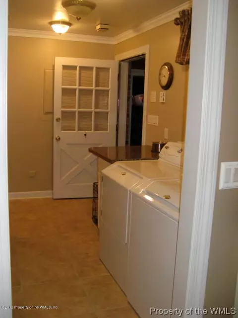 601 Riverside Dr, Lanexa, VA 23089 photo 10