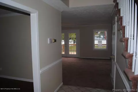 27 Marina Rd, Hampton, VA 23669 photo 2