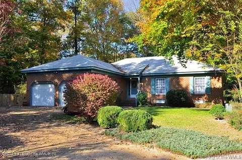 6 Downing Ct, Williamsburg, VA 23185 photo 1
