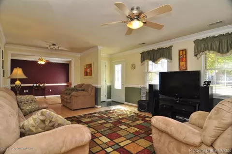 3911 Moores Ln, Lanexa, VA 23089 photo 2