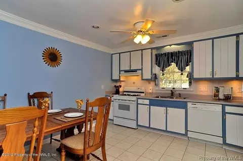 3911 Moores Ln, Lanexa, VA 23089 photo 6