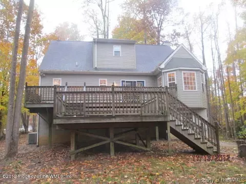 8442 Kitchener Dr, Gloucester, VA 23061 photo 10