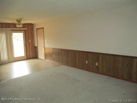 4317 Hickory Fork Rd, Gloucester, VA 23061 photo 2