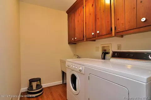 104 Winter E, Williamsburg, VA 23188 photo 11